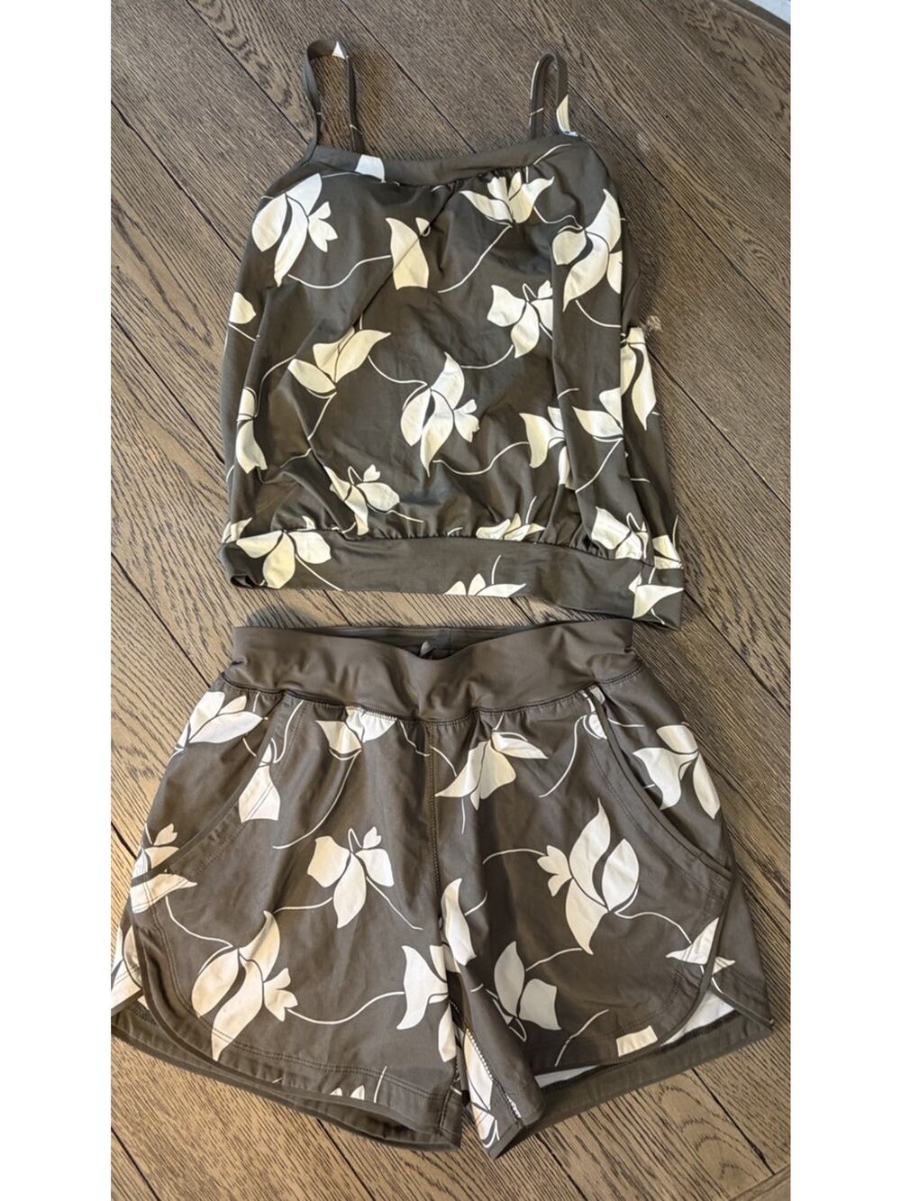 Lands' End swimsuit Women's Blouson Tummy Hiding Tankini Top & Shorts Size 6